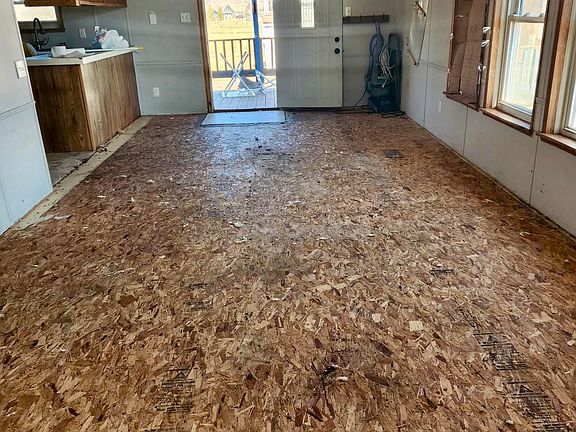 4th image of 10832 Carter Rd