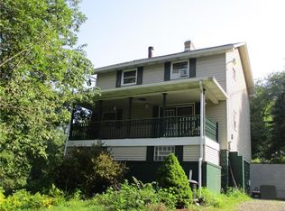 4715 Shearsburg Rd, New Kensington, PA 15068