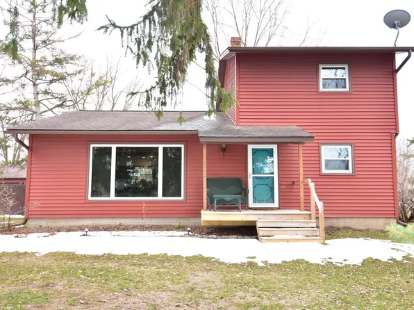 1846 County Road East E, White Bear Lake, MN 55110