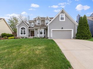 11595 S Sunset Dr, Olathe, KS 66061