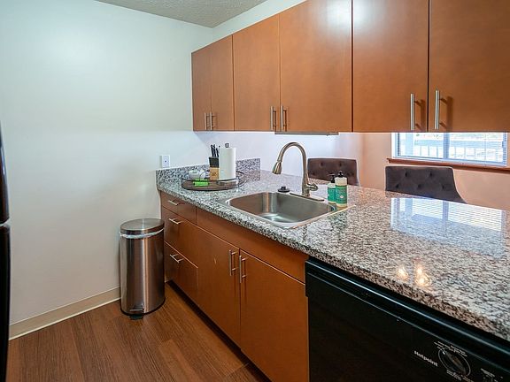 2nd image of 5530 Timberlane St #7