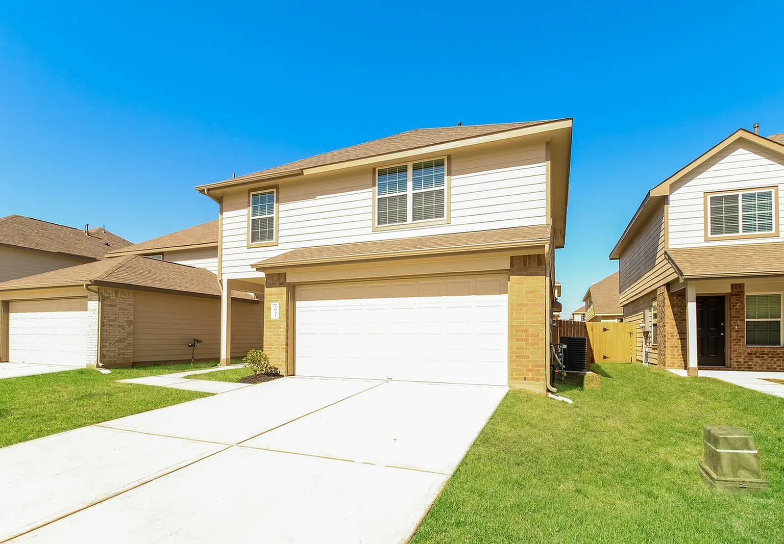 Cypresswood Landing — Photo 1