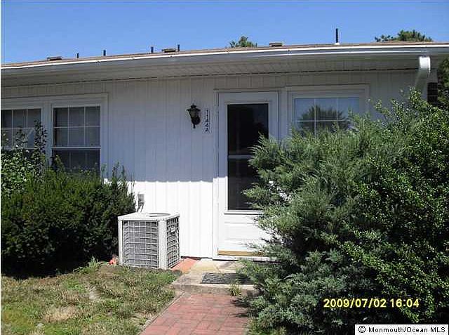 2nd image of 1144 Argyll Circle #A