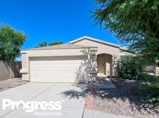 9456 E Bench Mark Loop, Tucson, AZ 85747