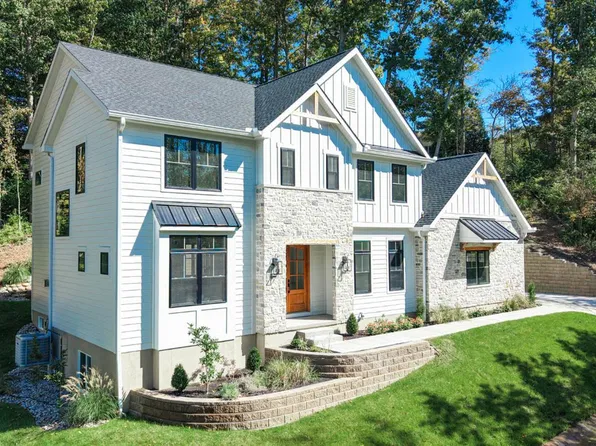 9004 Old Creek Trl, Cincinnati, OH 45249