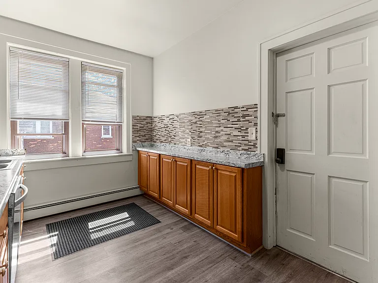 2434 4th St #3 — Photo 7