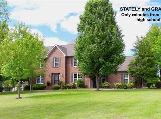 6311 Harris Rd, Paducah, KY 42001