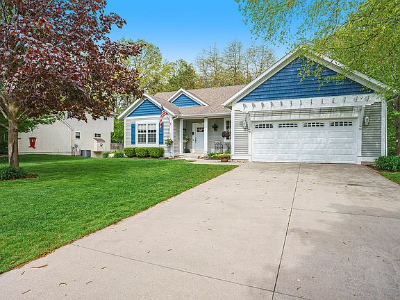 2nd image of 1449 Stoney Lake Dr