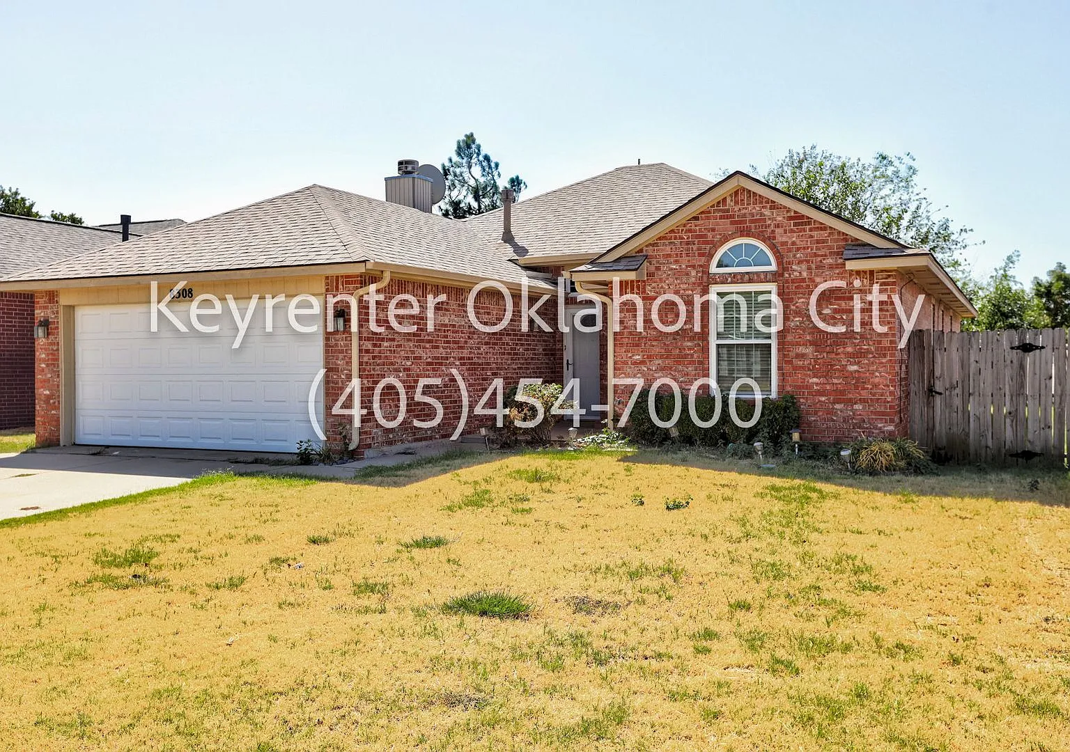 Beautiful 3 Bed 2 Bath in the Heart of OKC! — Photo 4