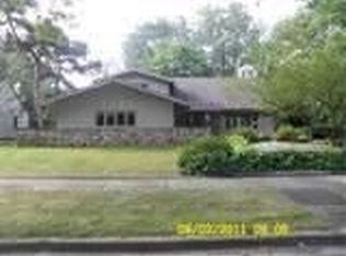 2160 Onekama Dr SE, Grand Rapids, MI