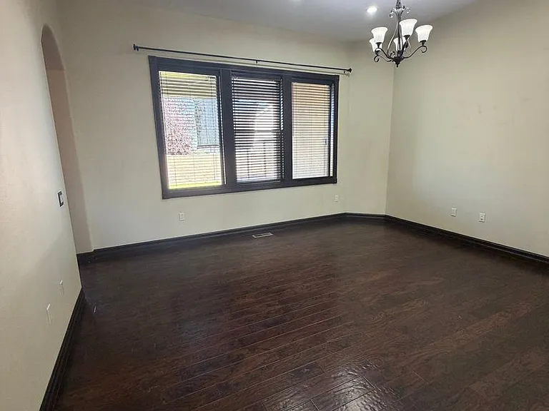 440 Dream St SE — Photo 7