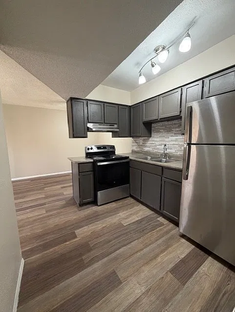 San Montego Apartments