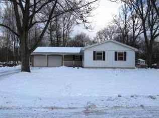 8140 Emberly Dr, Jenison, MI 49428