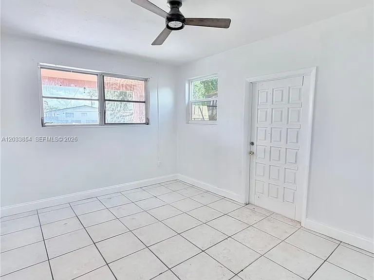 4540 SW 43rd Ave — Photo 14