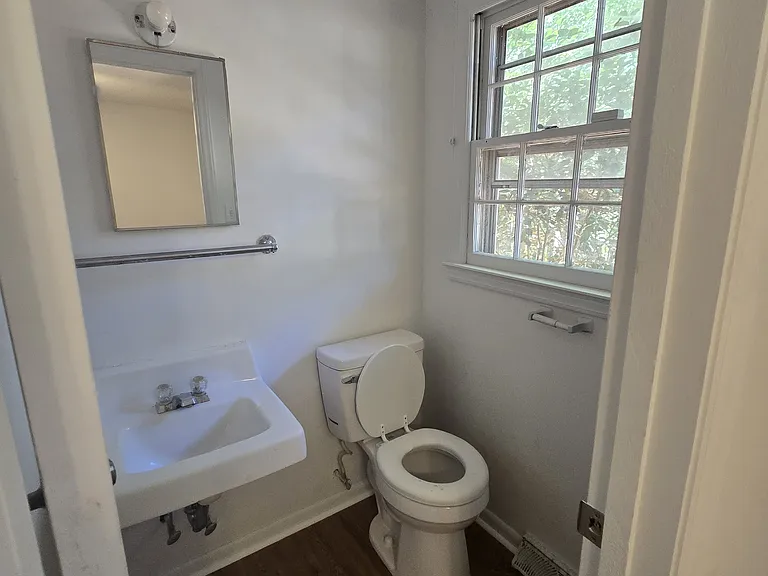 1444 Harris St #A-B — Photo 12