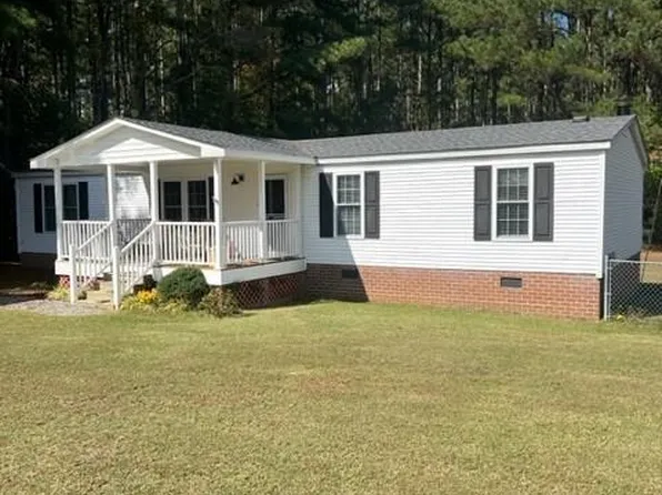 3587 Huckstep Rd, Brodnax, VA 23920