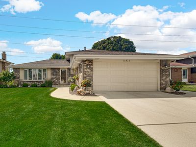 16930 82nd Ave, Tinley Park, IL, 60477