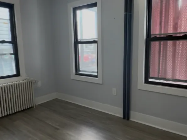 (undisclosed Address), Staten Island, NY 10302