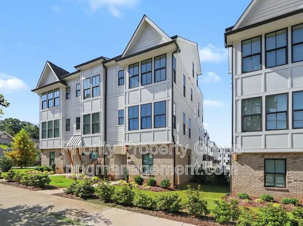 2305 Rozzelles Ferry Rd, Charlotte, NC 28208