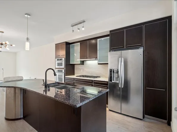 8925 W Flamingo Rd Unit 102, Las Vegas, NV 89147