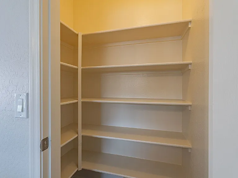5054 S 235th Dr — Photo 17