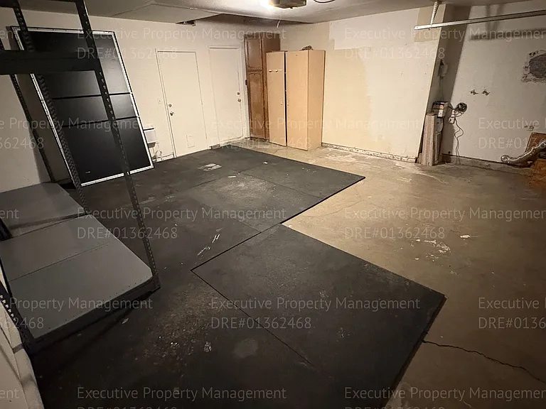 6200 Midas St — Photo 36