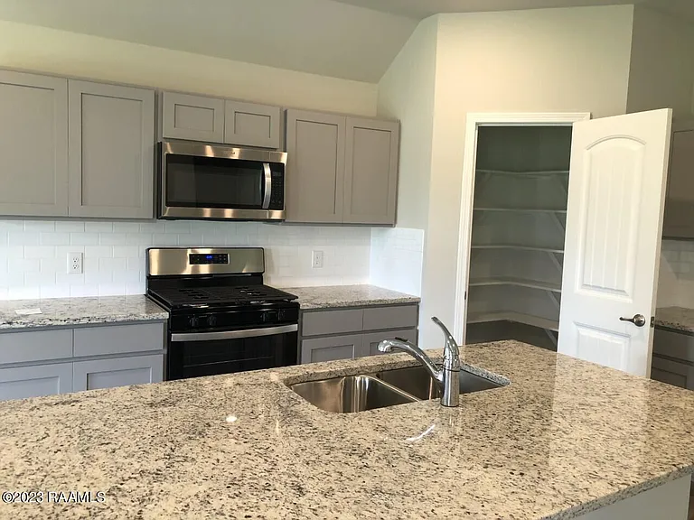 109 Abbeywood Ct — Photo 6