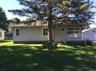 12 E Hegeler Ln, Danville, IL 61832