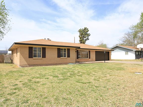 3rd image of 3206 Encanto Dr