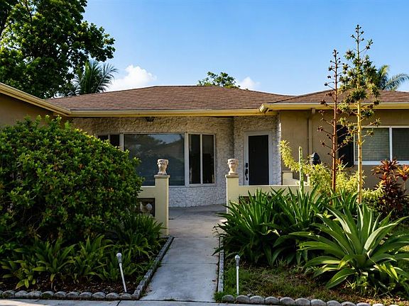 3rd image of 5160 SW 8th St