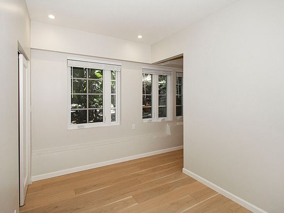 3rd image of 1265 Washington St #14