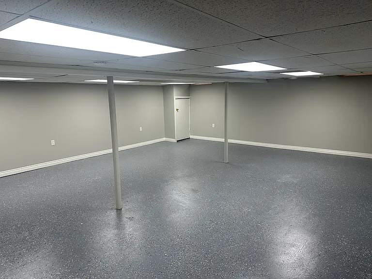 3155 Marc Dr — Photo 10