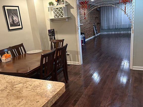 5th image of 3311 Friendship St