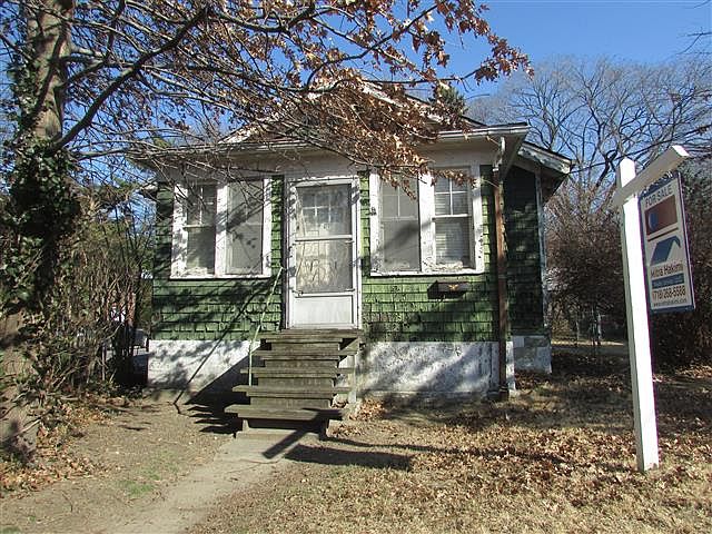 1st image of 8201 138th St