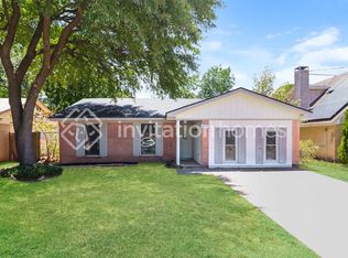 2212 W Oakdale Rd, Irving, TX 75060