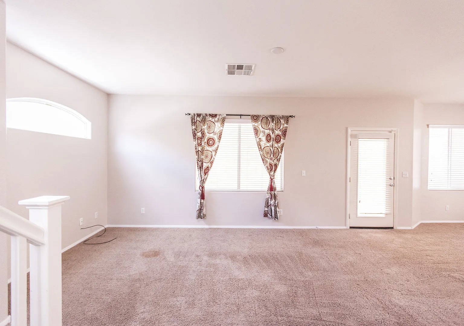 Blue Diamond & Decatur Gated community — Photo 4