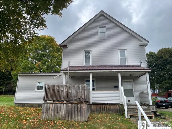 622 Barrows St, Jamestown, NY 14701
