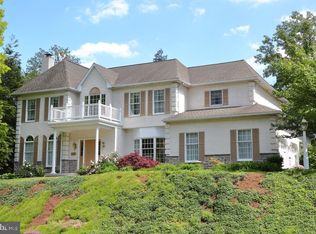 2220 Butter Rd, Lancaster, PA 17601