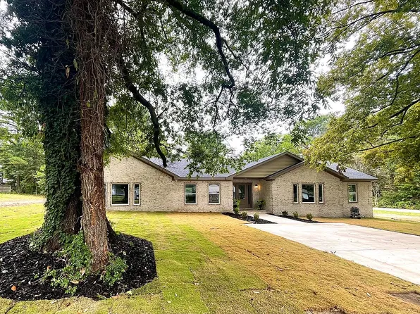 301 E Griffin St, Harrisburg, AR 72432