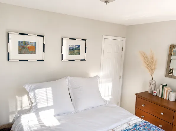 38 L St #1, Boston, MA 02127