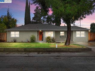 1542 Overholtzer Dr, Modesto, CA 95355