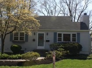 121 Pennsylvania Ave, Yardley, PA 19067