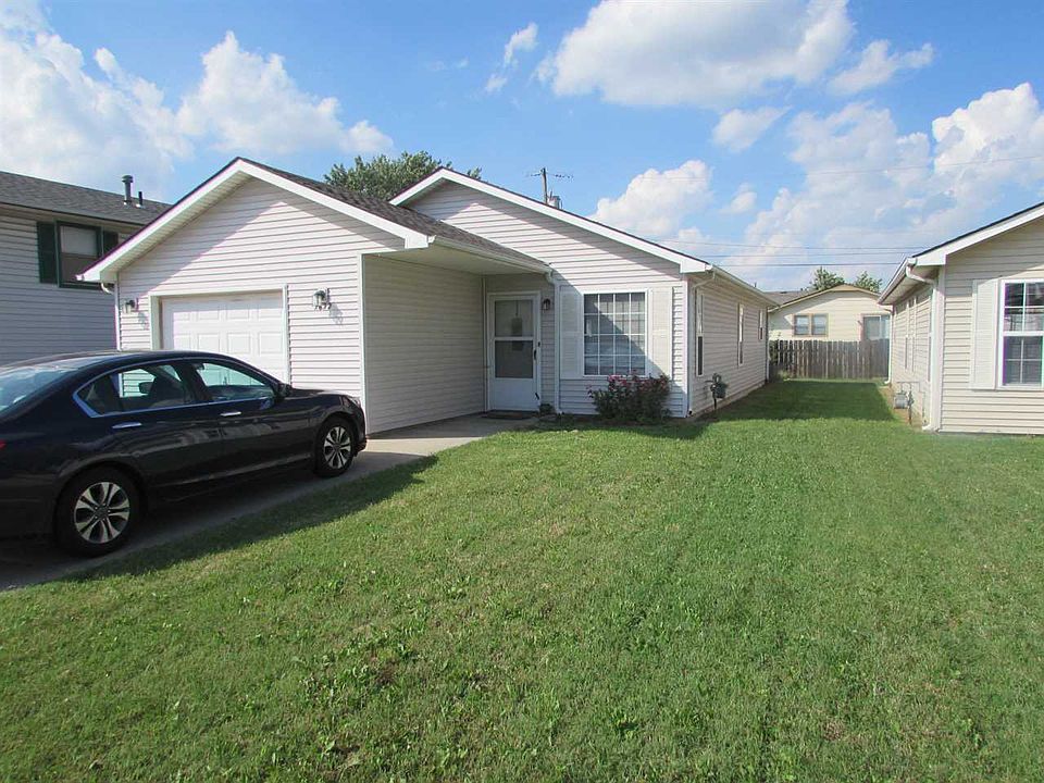 1st image of 2622 W Maxwell Ave