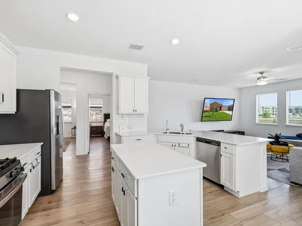 3109 Paruament Dr, Denton, TX 76207