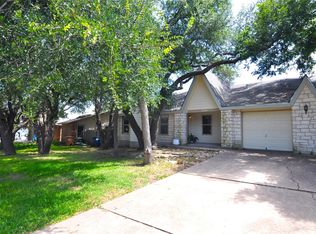 8809 Piney Point Dr UNIT B, Austin, TX 78729
