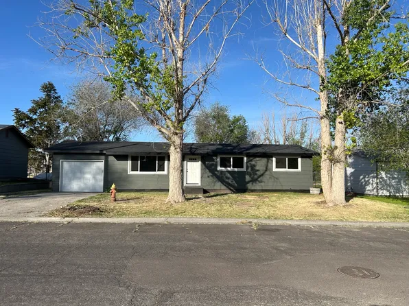 113 Sunset Cir, Buhl, ID 83316