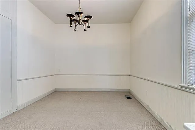 1320 Foucher St — Photo 9