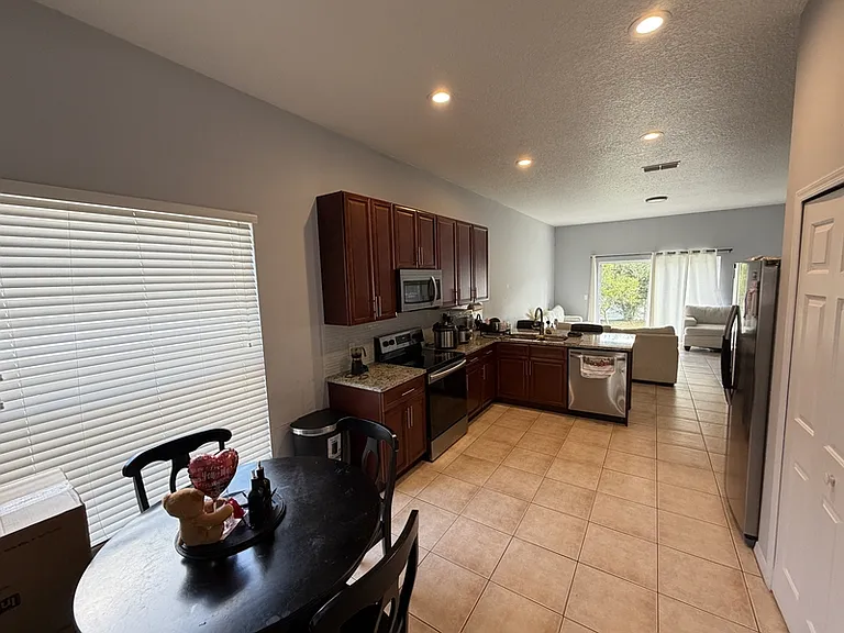 3435 Kayla Cir — Photo 8