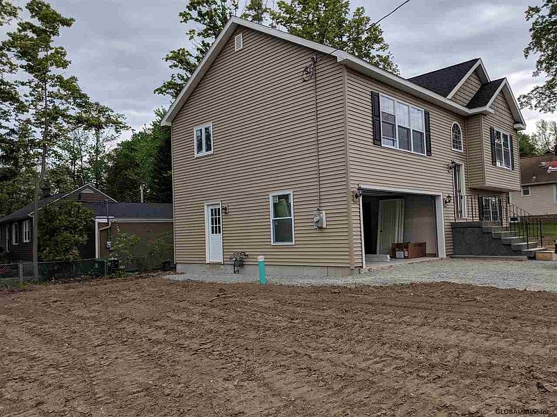 2nd image of 33 LANSING Road