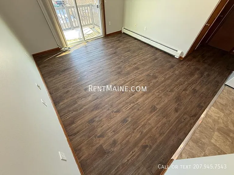 381 Pine St #4 — Photo 6